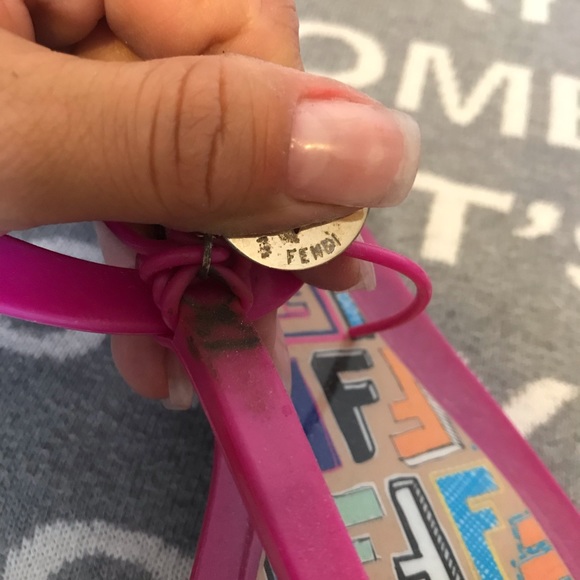 ❤️SOLD❤️% Authentic Fendi Pink Rubber Sandals - Picture 6 of 8
